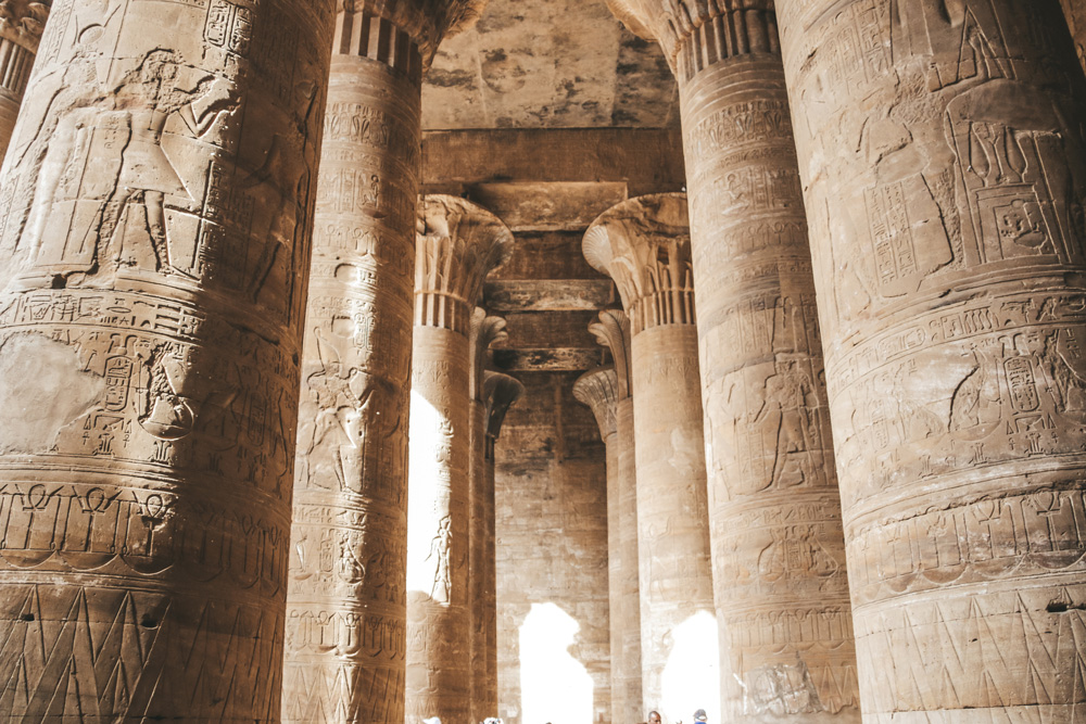 ruinas antiguo templo horus edfu egipto 2